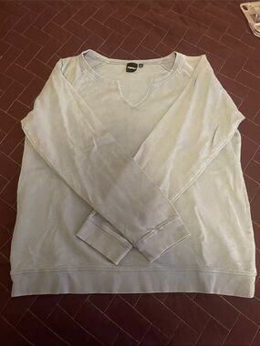 Mono B Light Gray Long Sleeve Crewneck Top